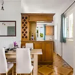 בית נופש Irene's House *